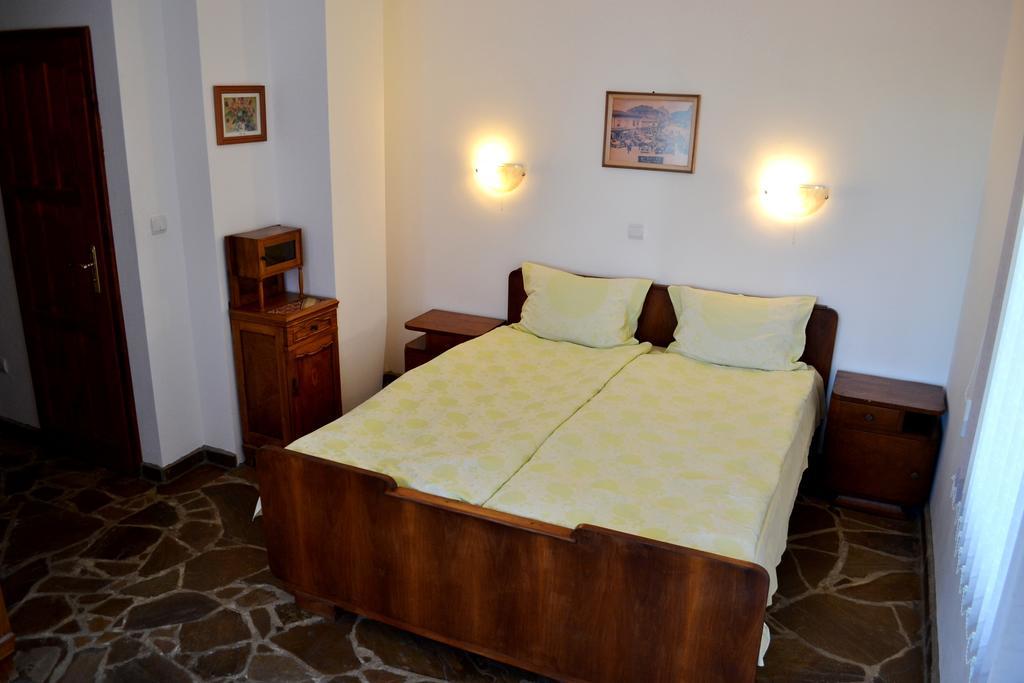 Guest House Diabora Arbanasi Kamer foto
