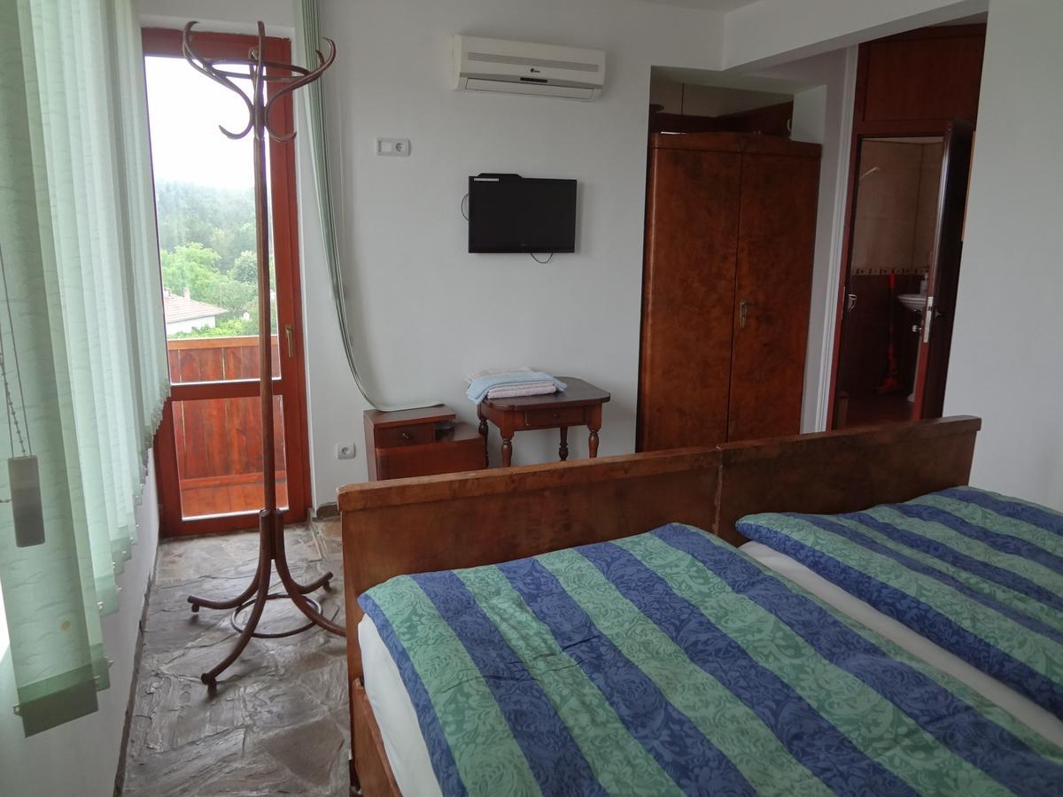 Guest House Diabora Arbanasi Buitenkant foto