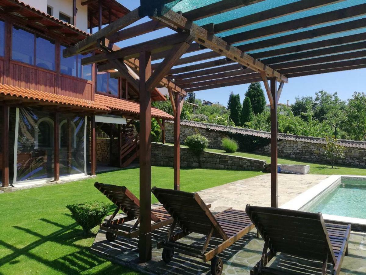 Guest House Diabora Arbanasi Buitenkant foto